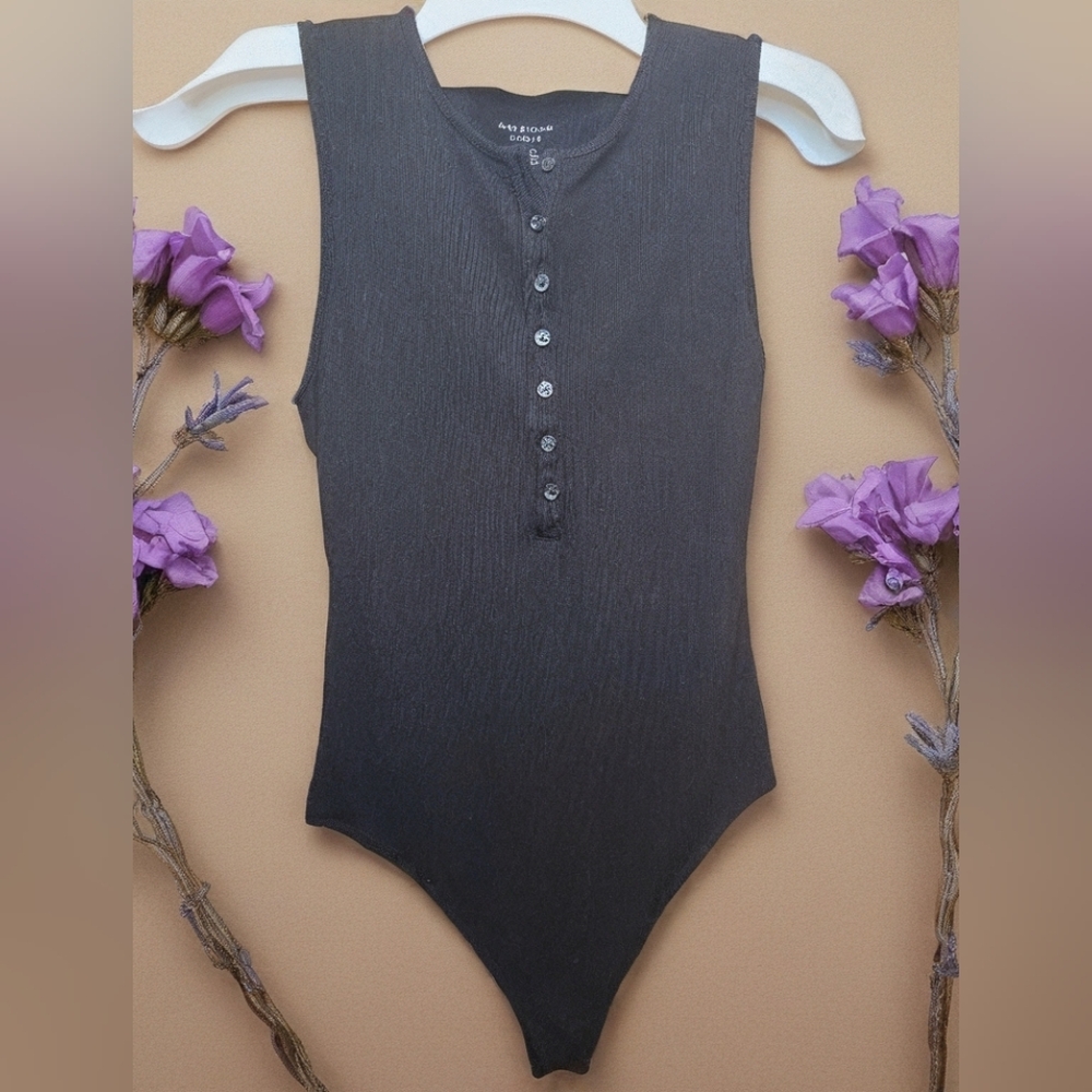 American Eagle Outfitters Black Ribbed‎ Knit Bodysuit